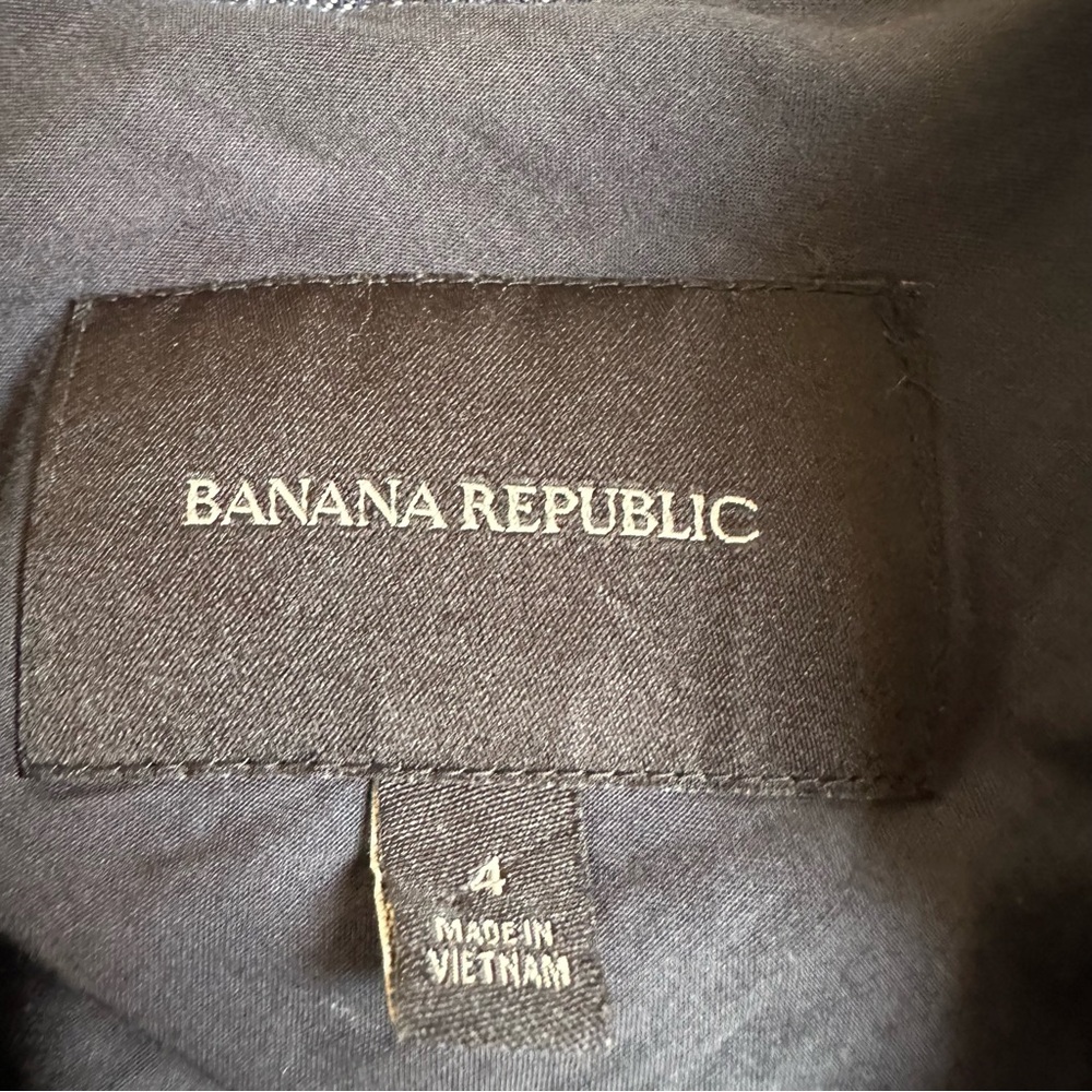 Banana Republic Women’s Navy Natural Linen Single Button Sleeved Blazer- Size 4 - Picture 3 of 13